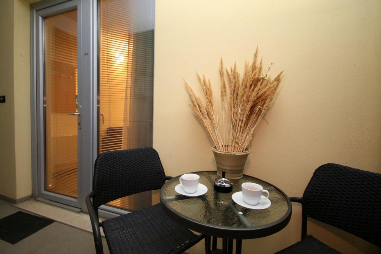 Lotus Parcare Privata Inclusa Apartment *